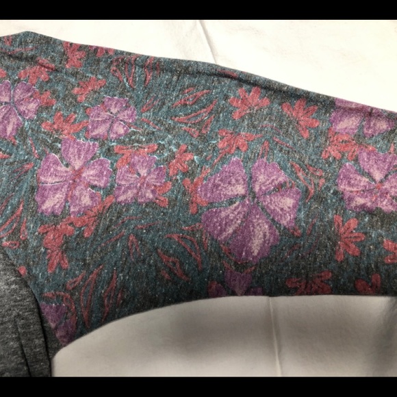 LuLaRoe Randy baseball tee - Picture 3 of 4